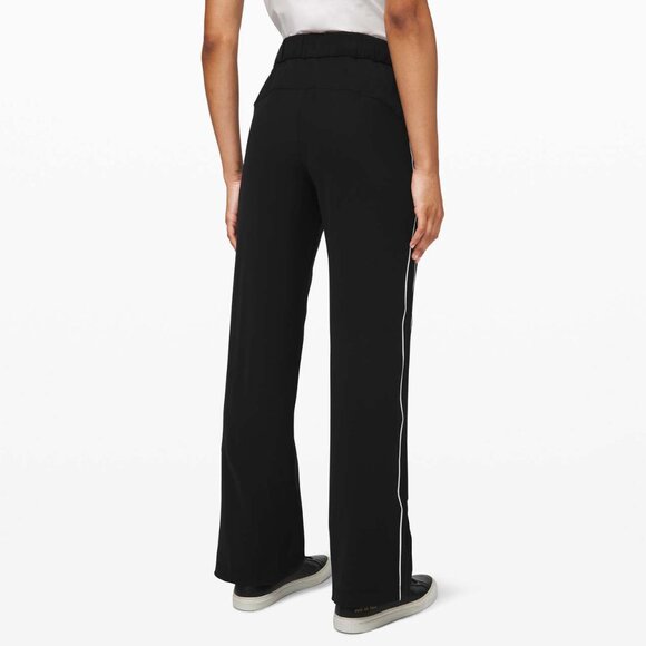 lululemon Black On the Right Track Pant size 2 - Picture 2 of 14